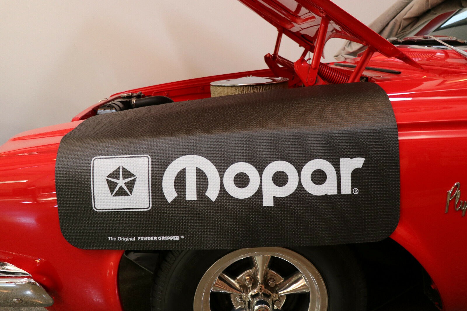 Fender Cover : "MOPAR" Logo