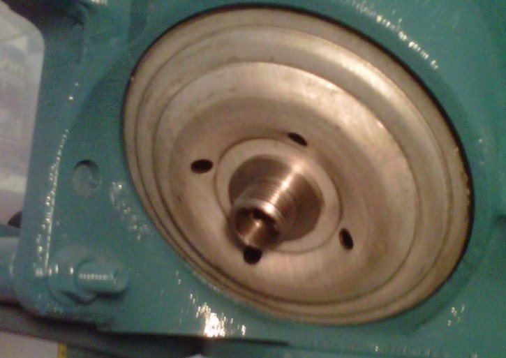Oil Filter Canister to Z9 filter conversion kit: suit Small Block