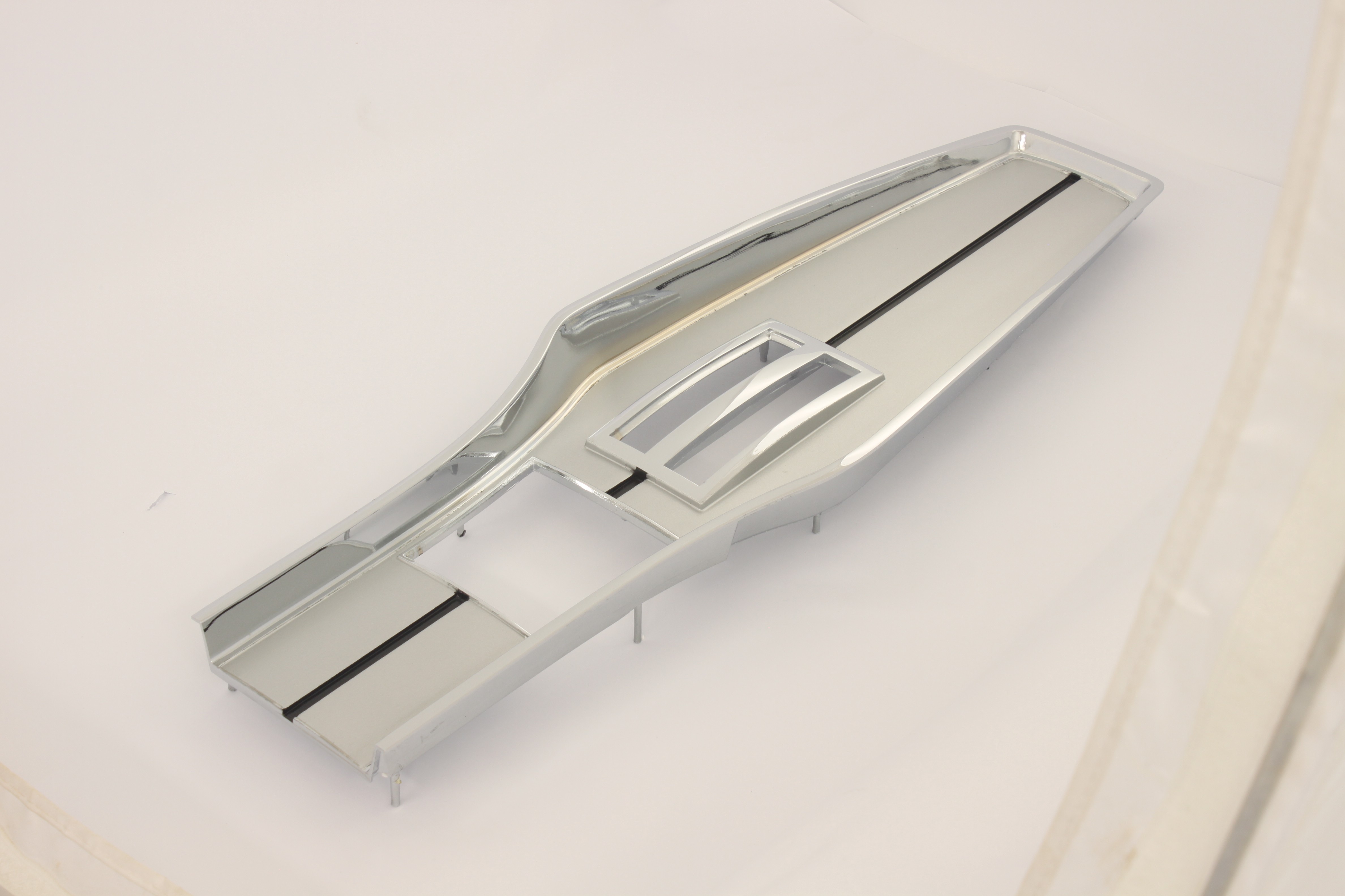 Console Top Plate : Diecast Chrome : Suit VC/VE & VF Auto Floor Shifter (Coffin Head Style)