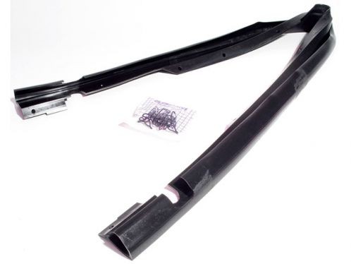 Rubber Hood To Radiator Support Seal : E-body (1970-74)