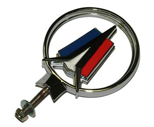 Restoration Valiant Hood Mascot Badge : VC Regal