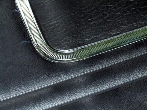Reproduction Door Trim Set : suit VF/VG Pacer Sedan ( Black : With Pressed Chrome Trim)
