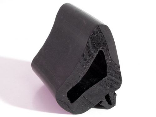 Under Bonnet Side Rubber : Rubber : Suit VC (inner guard bump stop)